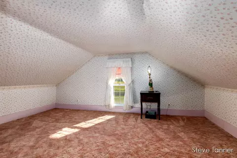 Bedroom - 5394 W Stanton, Stanton, MI 48888 photo 6 of 6