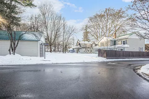 Exterior - 86 W State, Newaygo, MI 49337 photo 7 of 9