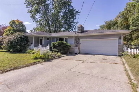 1353 N 30th, Galesburg, MI 49053