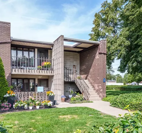 805 S Despelder #12, Grand Haven, MI 49417