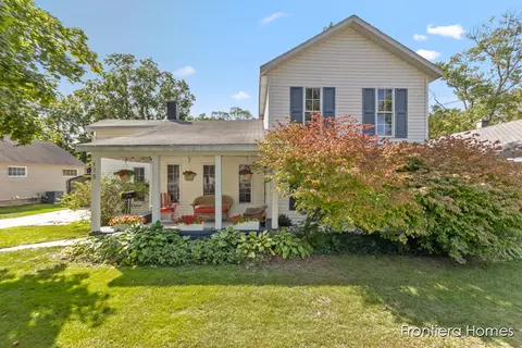 175 S Main, Rockford, MI 49341