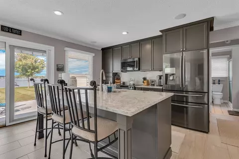 Kitchen - 592 Rolling Mdws, Hudson, MI 49247 photo 1 of 5