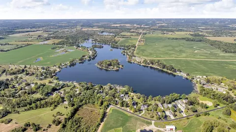 View/Area - 592 Rolling Mdws, Hudson, MI 49247 photo 10 of 15