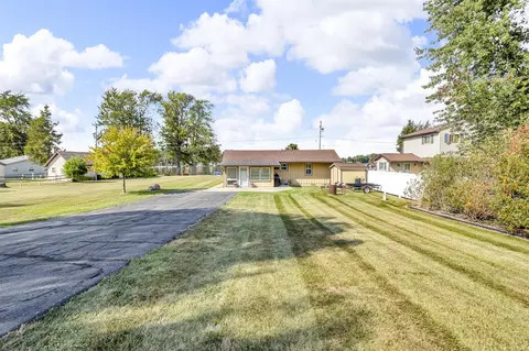 Exterior - 592 Rolling Mdws, Hudson, MI 49247 photo 5 of 16