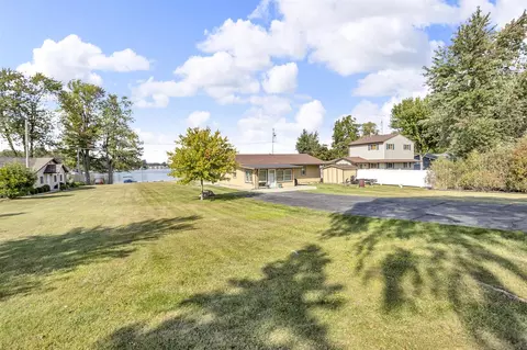 Exterior - 592 Rolling Mdws, Hudson, MI 49247 photo 2 of 16