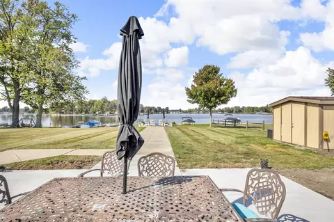 Exterior - 592 Rolling Mdws, Hudson, MI 49247 photo 7 of 16