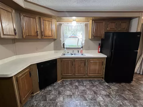 974 Irish, Dundee, MI 48131 photo 33