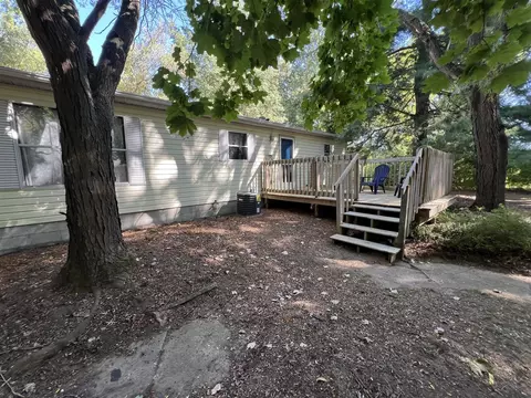 974 Irish, Dundee, MI 48131 photo 6
