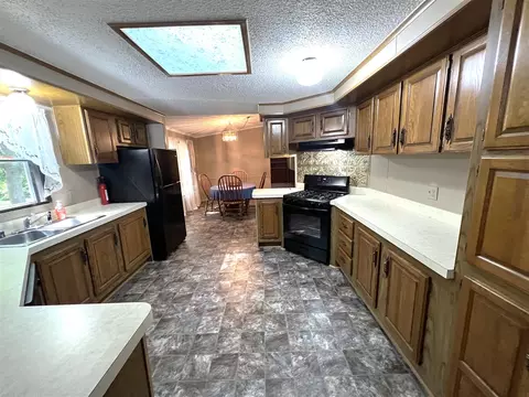 974 Irish, Dundee, MI 48131 photo 26