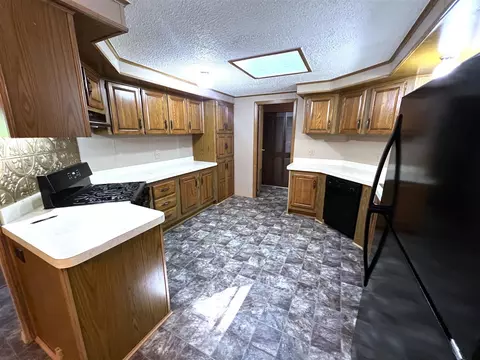 974 Irish, Dundee, MI 48131 photo 25
