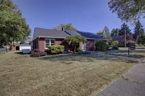 1011 S Grinnell, Jackson, MI 49203