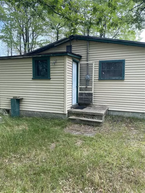 3486 W Forest Trl, Free Soil, MI 49411