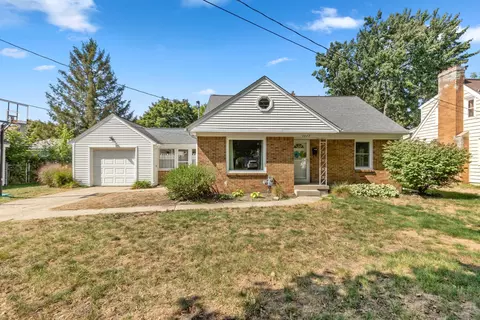 1617 Fremont, Grand Rapids, MI 49504