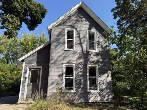 527 Cedar, Grand Rapids, MI 49503