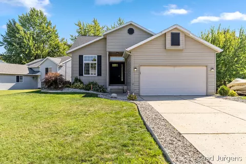 456 Clinton, Walker, MI 49534