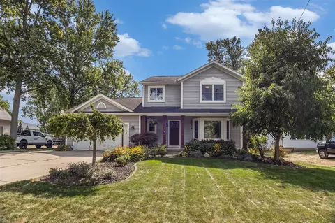 3560 Richmond, Grand Rapids, MI 49534
