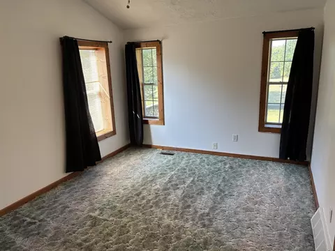 Bedroom - 1170 Somers, Lyons, MI 48851 photo 2 of 4