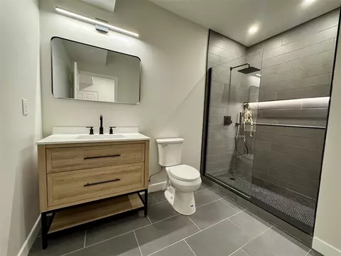 Bath - 3956 Highlander, Ann Arbor, MI 48108 photo 7 of 9