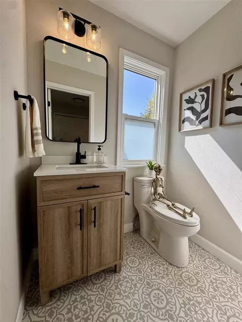 Bath - 3956 Highlander, Ann Arbor, MI 48108 photo 9 of 9