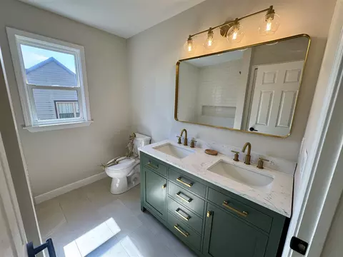 Bath - 3956 Highlander, Ann Arbor, MI 48108 photo 5 of 9
