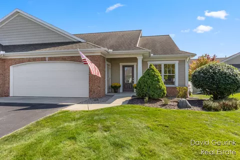 6088 Elmwood Lk, Hudsonville, MI 49426