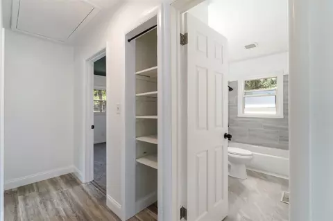 Entry Way - 3010 E Ct, Jackson, MI 49201 photo 1 of 1