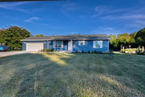 68811 Dawn, Edwardsburg, MI 49112