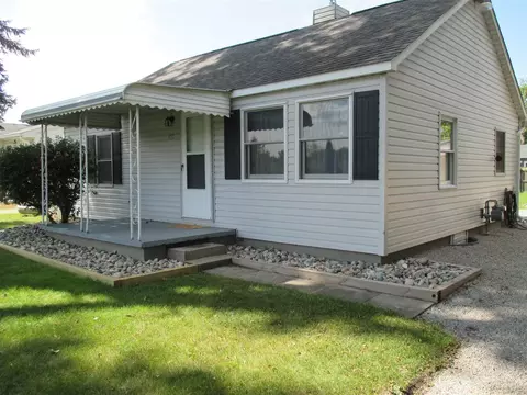 1818 Mccartney, Ypsilanti, MI 48198