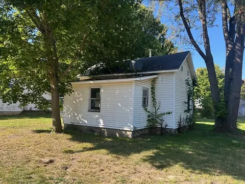 Exterior - 237 E Arbor, Marcellus, MI 49067 photo 3 of 7