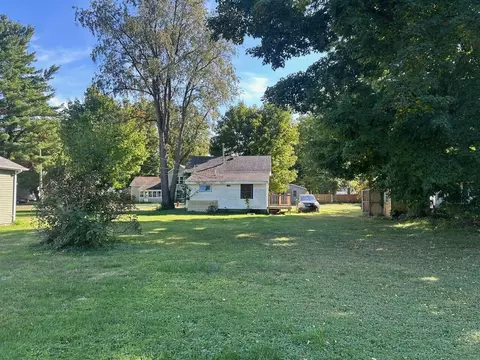 Exterior - 237 E Arbor, Marcellus, MI 49067 photo 6 of 7