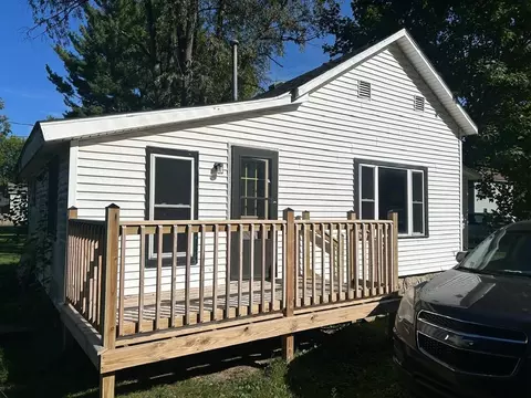 Exterior - 237 E Arbor, Marcellus, MI 49067 photo 2 of 7