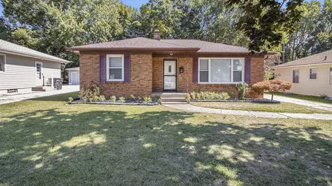 3414 Collingwood, Wyoming, MI 49519