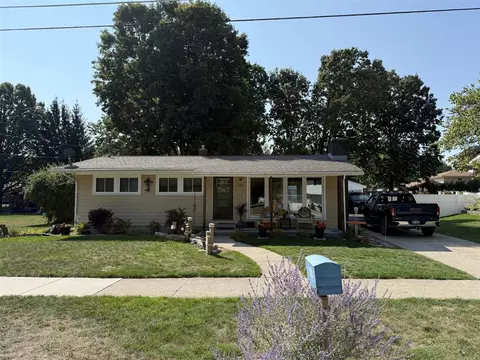542 Sunset, Coopersville, MI 49404