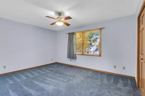 Bedroom - 5038 Fieldstone, Jackson, MI 49201 photo 4 of 7