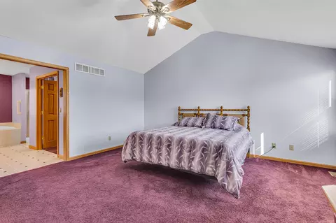 Bedroom - 5038 Fieldstone, Jackson, MI 49201 photo 2 of 7