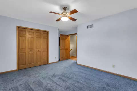 Bedroom - 5038 Fieldstone, Jackson, MI 49201 photo 5 of 7