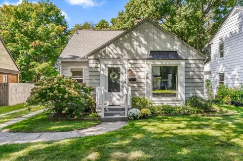 1619 Margaret, Grand Rapids, MI 49507