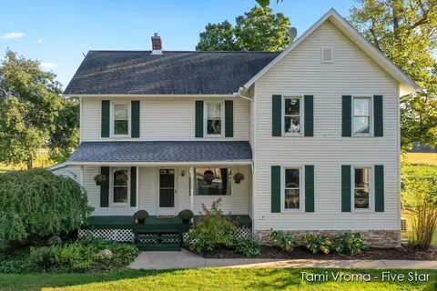 1810 133rd, Hopkins, MI 49328