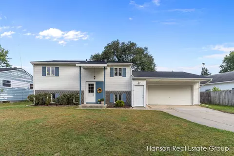 1470 Carol Lynne, Lowell, MI 49331