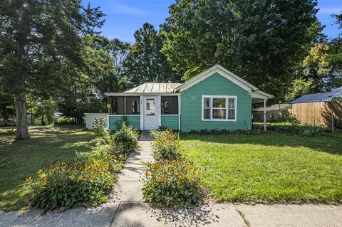 284 4th, Morley, MI 49336