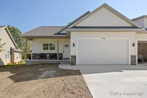 1976 Aspen Vly, Ionia, MI 48846