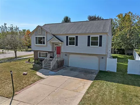 8473 Ardmoor, Ypsilanti, MI 48198