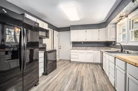 Kitchen - 1349 E Pifer, Dowling, MI 49050 photo 1 of 2