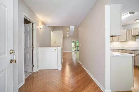Entry Way - 203 Eastman, Marshall, MI 49068 photo 1 of 1