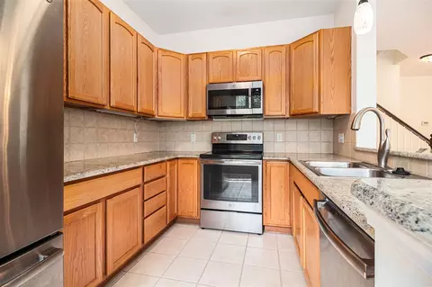3164 Asher, Ann Arbor, MI 48104 photo 9
