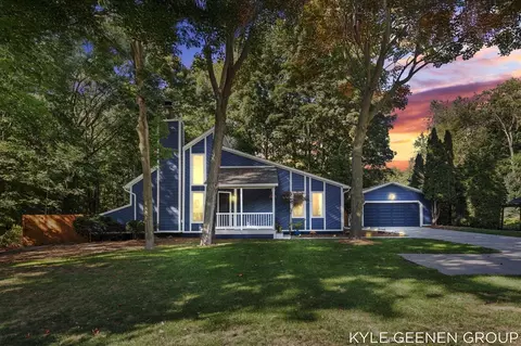 2245 Perry, Holland, MI 49424