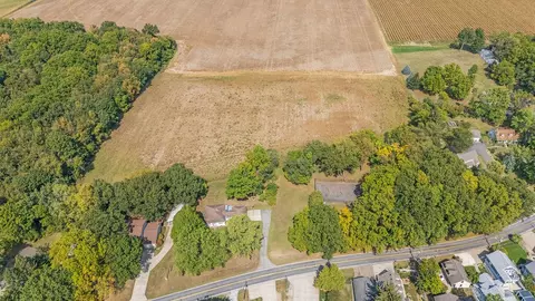 23838 N N Shr, Edwardsburg, MI 49112
