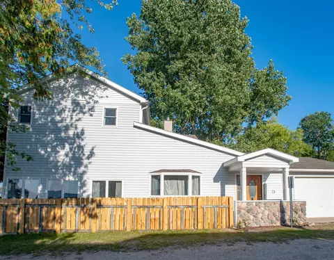 8006 Yukon, Beulah, MI 49617