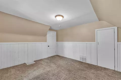 Bedroom - 38136 Van Born, Wayne, MI 48184 photo 4 of 7