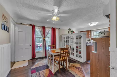 Dining - 38136 Van Born, Wayne, MI 48184 photo 1 of 4